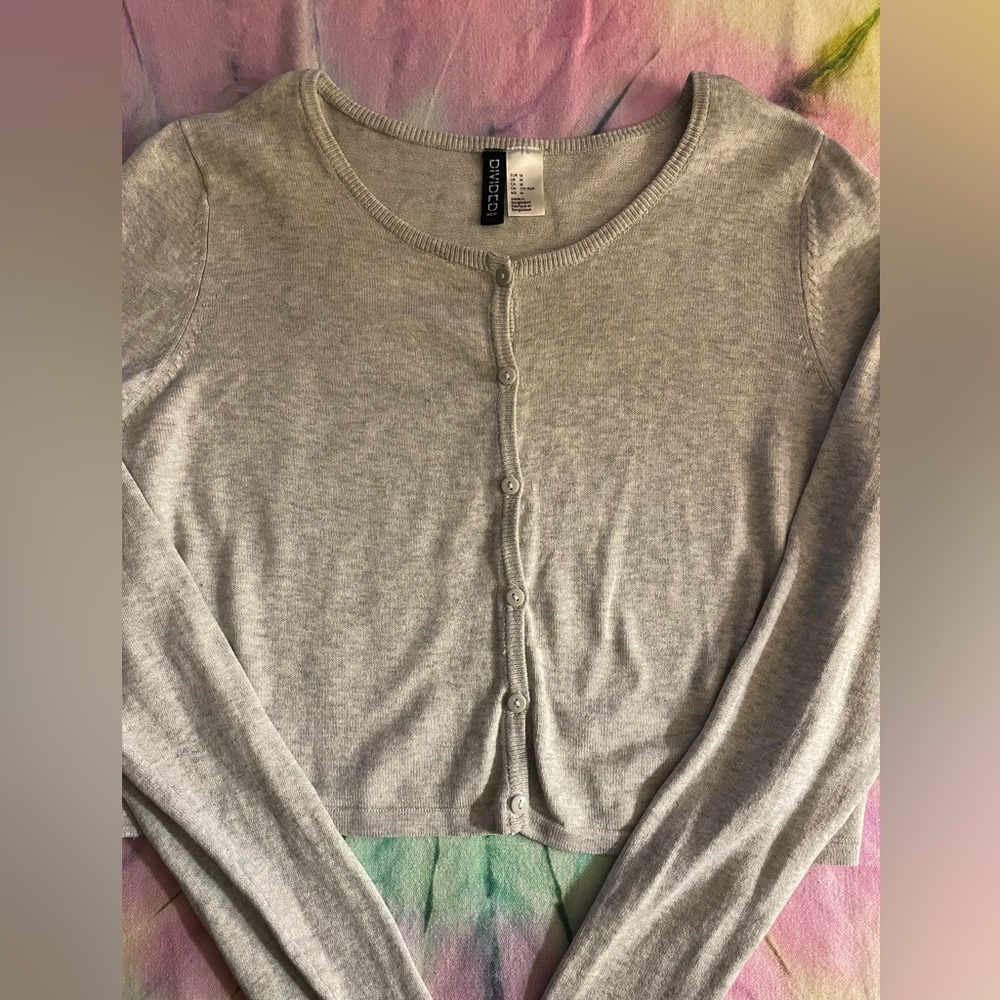 H&M crop top/short cardigan , med, grey